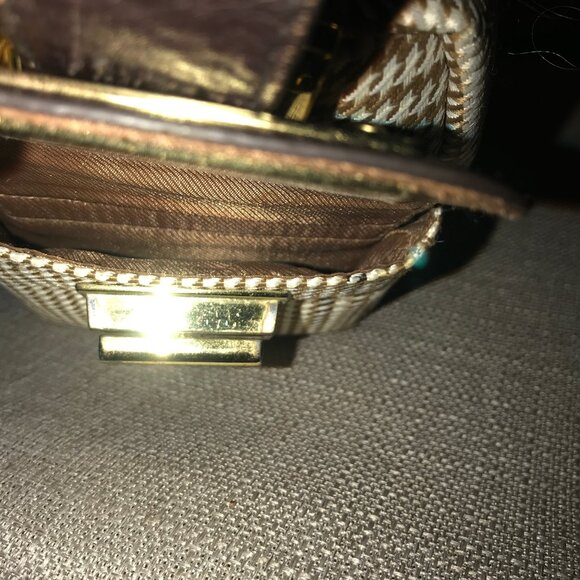 Lauren Ralph Lauren Houndstooth Barrel Bag - Picture 13 of 16